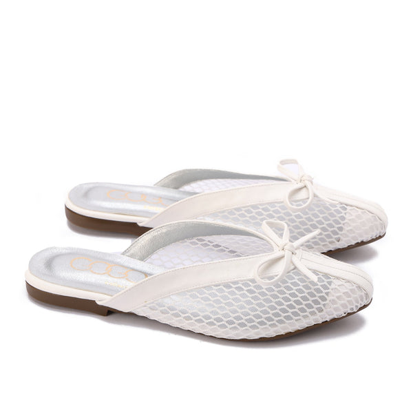 White Casual Canvas Flat Slippers - Women's Easy Slip-On
