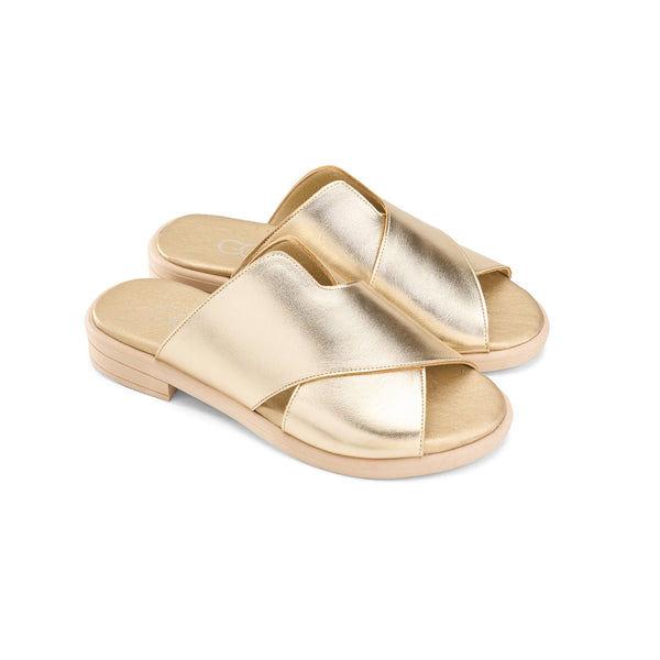 Women Slipper with crossed straps in Gold