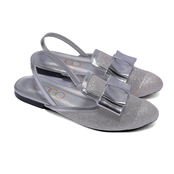 Shiny Flat with Ankle Strap