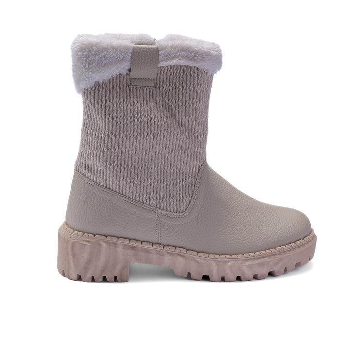 Winter Boots Lined with Faux Fur-Beige