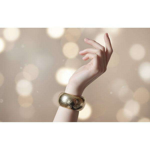 Hammered Gold Stainless Steel Bangle – Gold